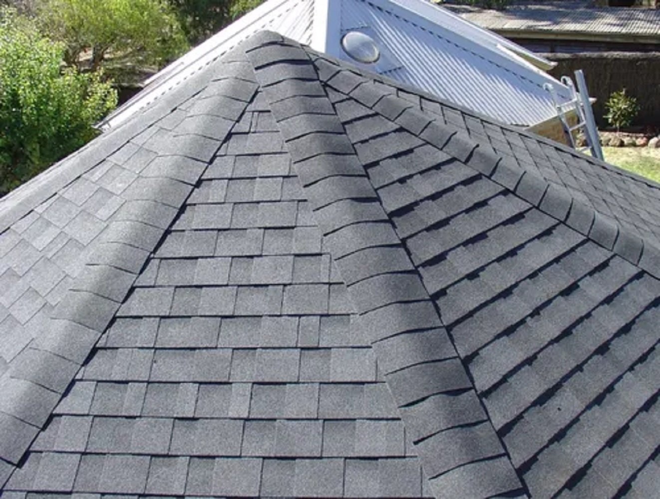 Presidential TL Shingles: Triple-Layer Luxury for Lasting Curb Appeal